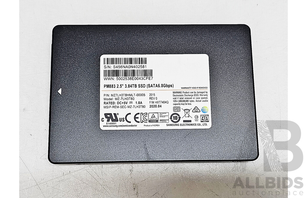 Samsung (MZ-7LH3T80) PM883 3.84TB SATA 6Gbps 2.5-Inch Solid State Drive
