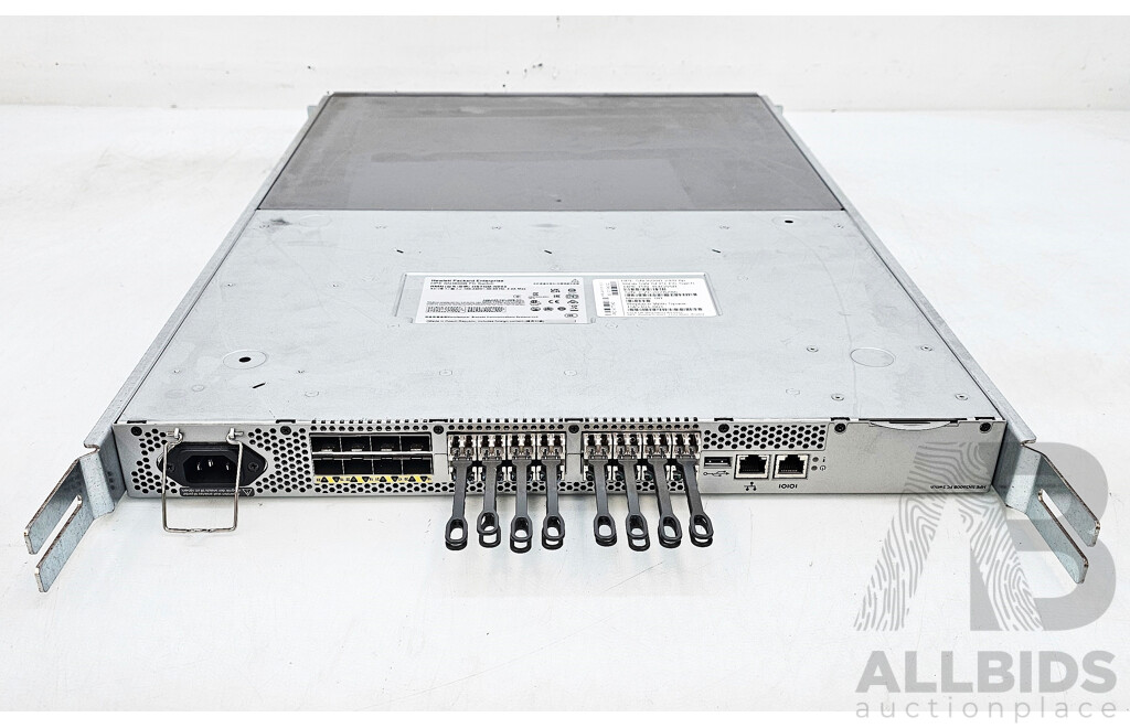 HPE (HSTNM-N043) SN3600B 24/8 8p StoreFabric Fibre Channel Switch