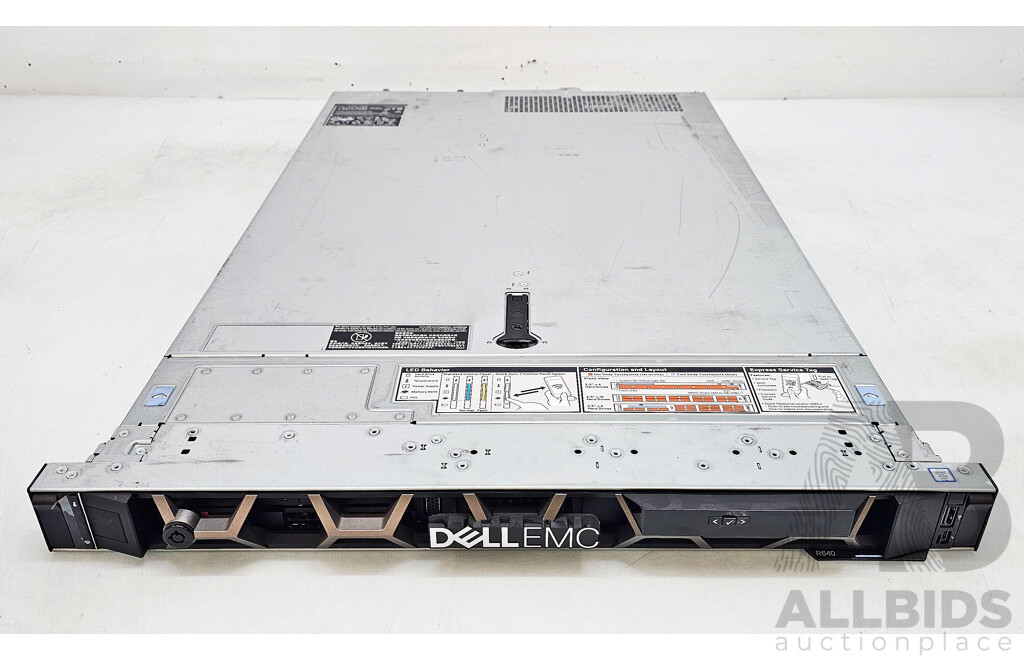 Dell PowerEdge R640 Dual Intel Xeon SILVER (4215) 2.50GHz-3.50GHz 8-Core CPU 1RU Server W/ 256GB DDR4