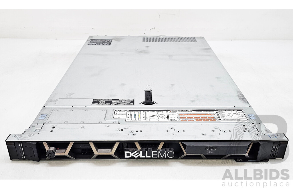 Dell PowerEdge R640 Dual Intel Xeon SILVER (4215) 2.50GHz-3.50GHz 8-Core CPU 1RU Server W/ 256GB DDR4