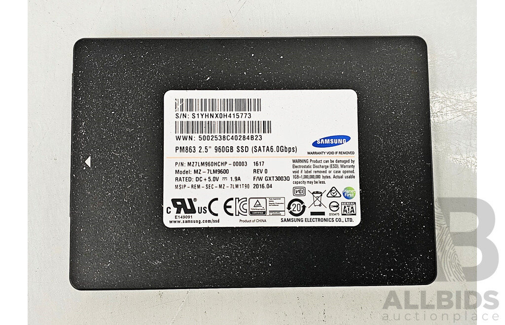 Samsung (MZ-7LM9600) PM863 960GB SATA 6Gbps 2.5-Inch Solid State Drive