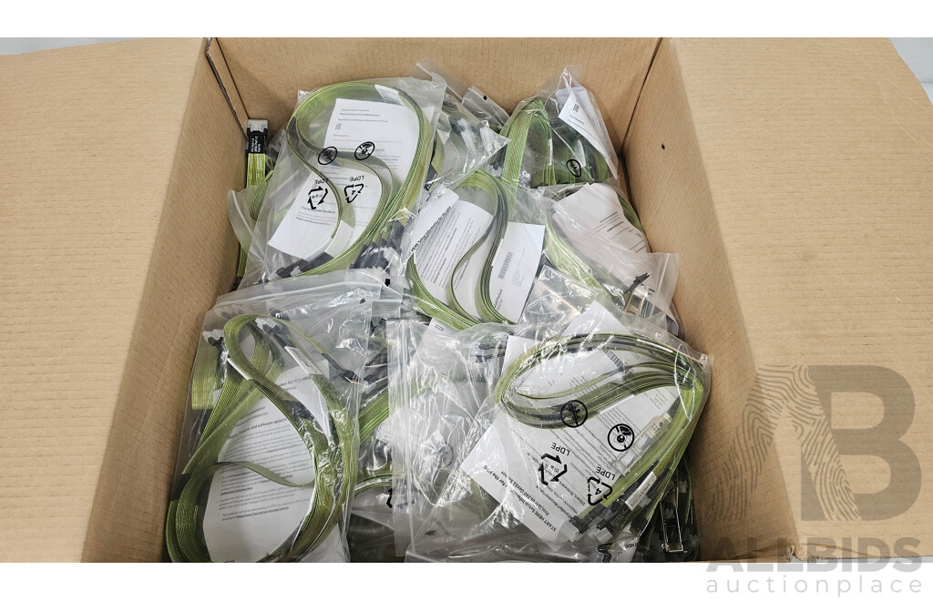 Box of HPE Tri-Mode / NVMe Ribbon Cables