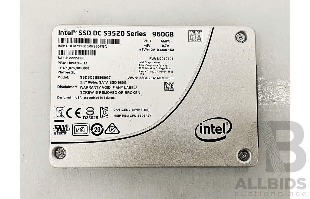 Intel (SSDSC2BB960G7) DC S3520 Series 960GB SATA 6Gbps 2.5-Inch Solid State Drive
