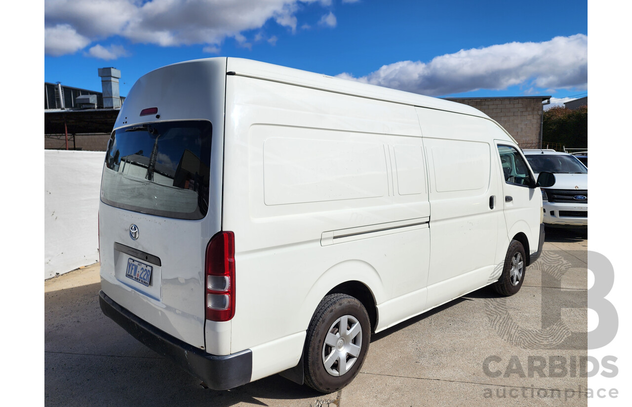 07/2009 Toyota Hiace SLWB TRH221R MY07 UPGRADE 4d Van White 2.7L