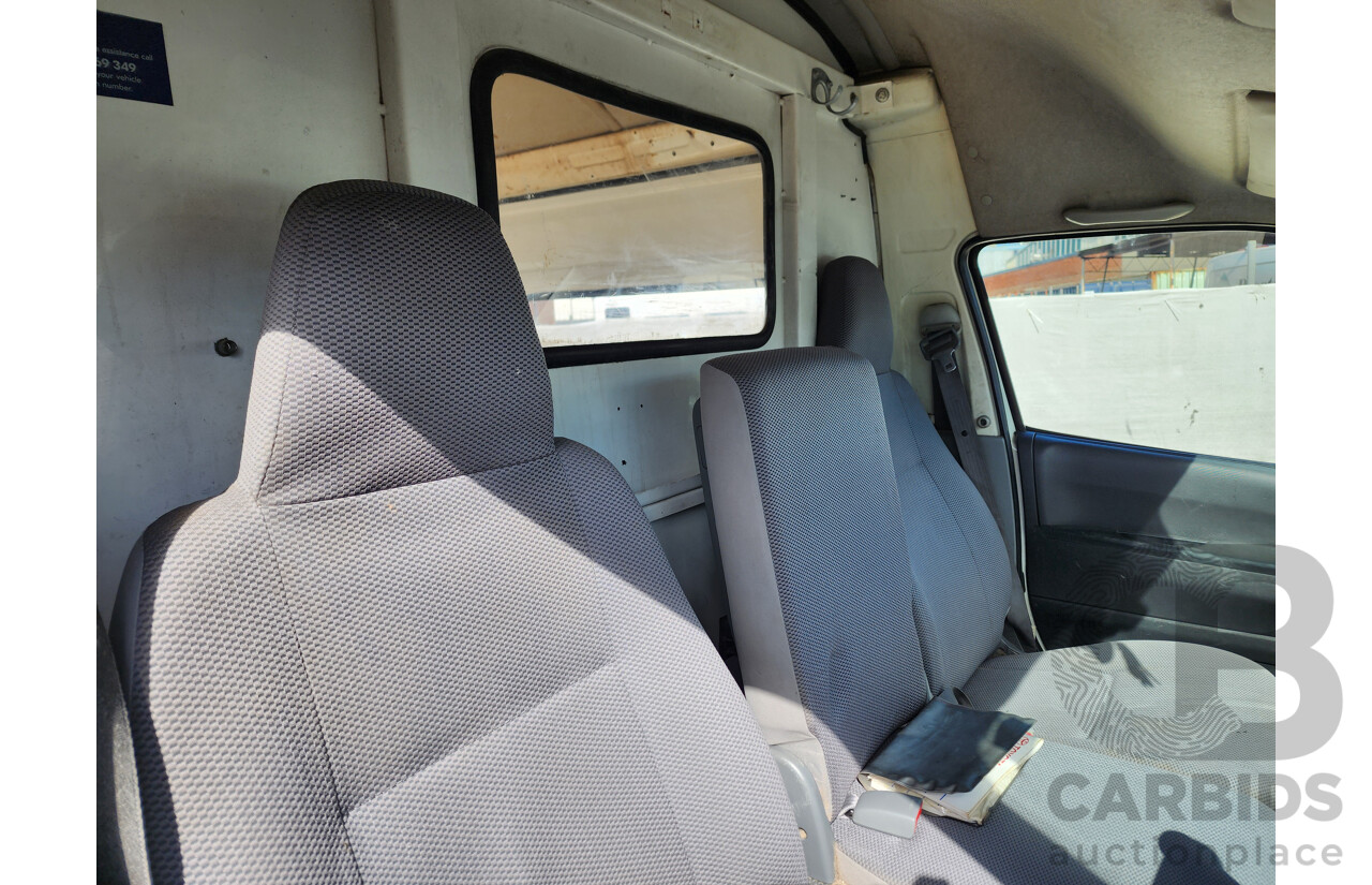 07/2009 Toyota Hiace SLWB TRH221R MY07 UPGRADE 4d Van White 2.7L