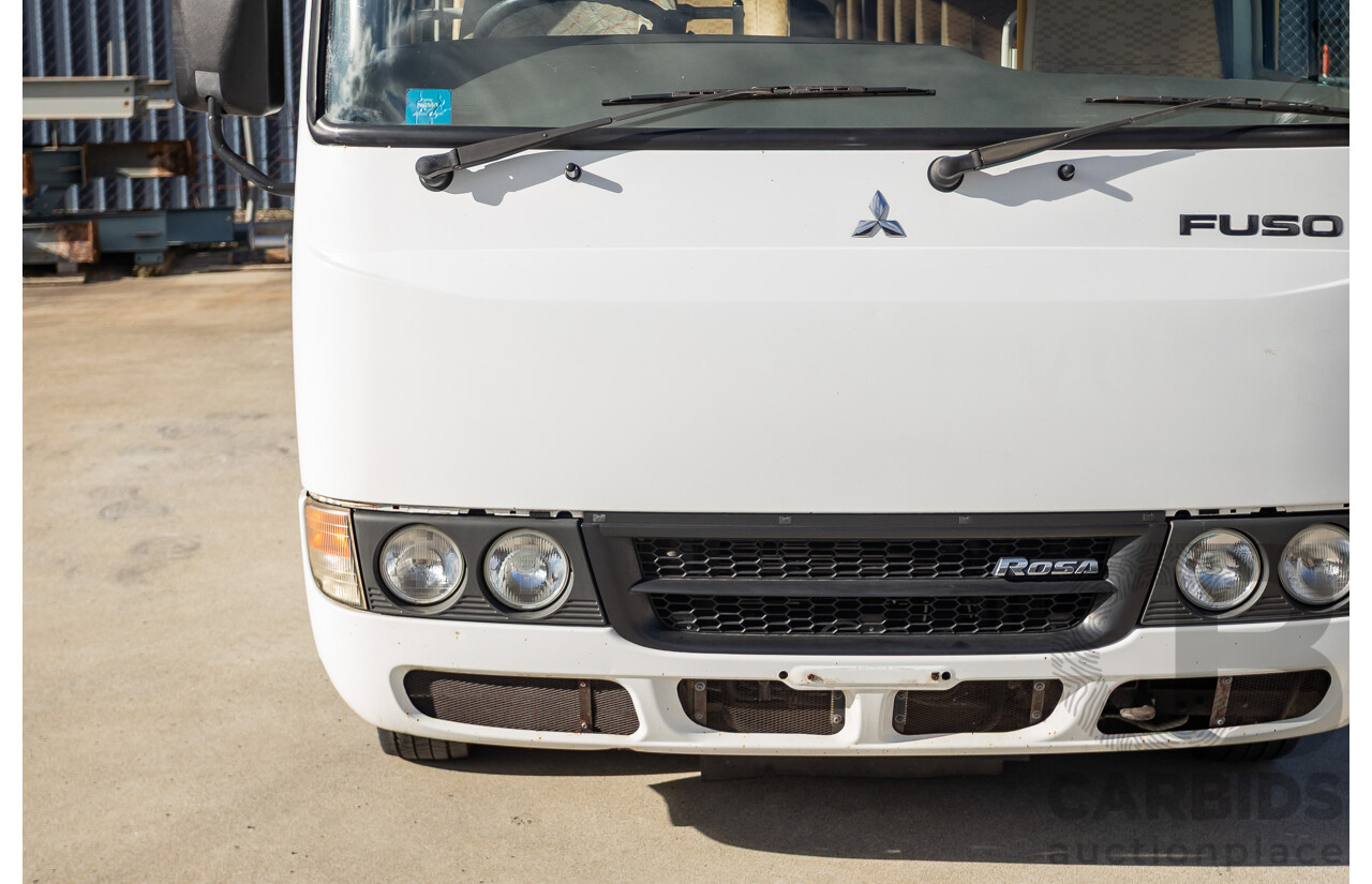 10/2012 Mitsubishi Rosa BE600 25 Seater 4d White Turbo Diesel 4.9L