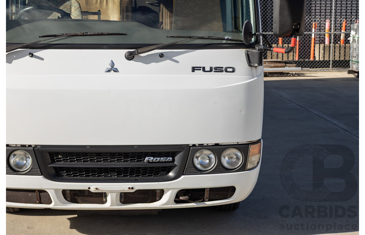 10/2012 Mitsubishi Rosa BE600 25 Seater 4d White Turbo Diesel 4.9L