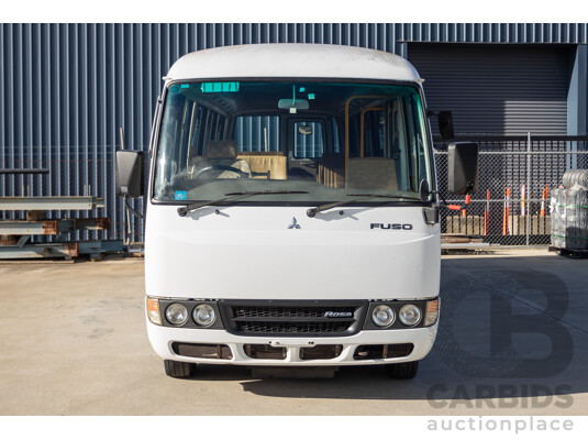 10/2012 Mitsubishi Rosa BE600 25 Seater 4d White Turbo Diesel 4.9L