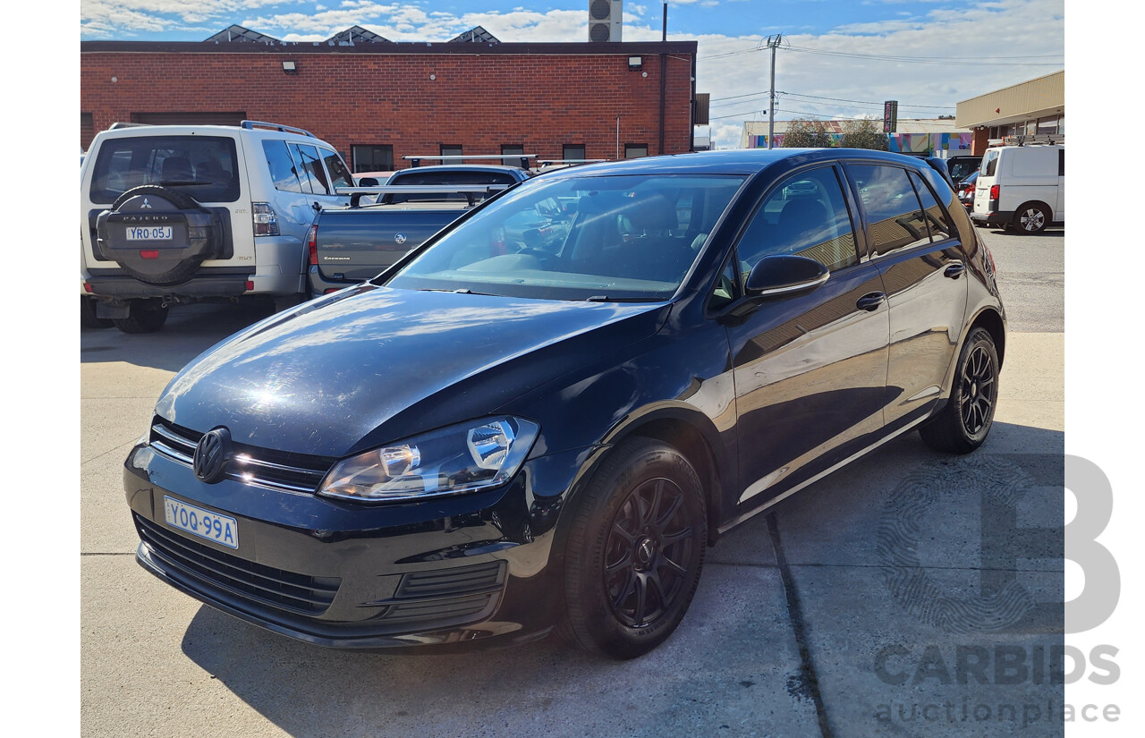 06/2015 Volkswagen Golf 90 TSI AU MY15 5d Hatchback Black 1.4L