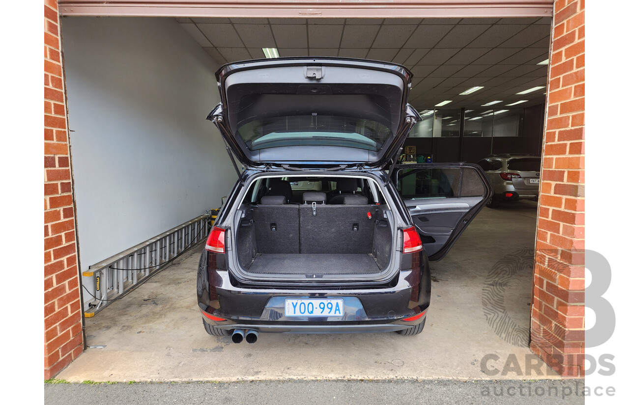 06/2015 Volkswagen Golf 90 TSI AU MY15 5d Hatchback Black 1.4L