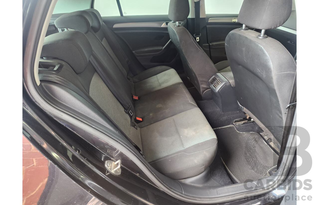 06/2015 Volkswagen Golf 90 TSI AU MY15 5d Hatchback Black 1.4L
