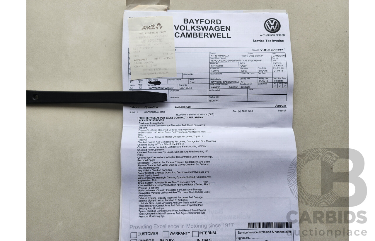 06/2015 Volkswagen Golf 90 TSI AU MY15 5d Hatchback Black 1.4L