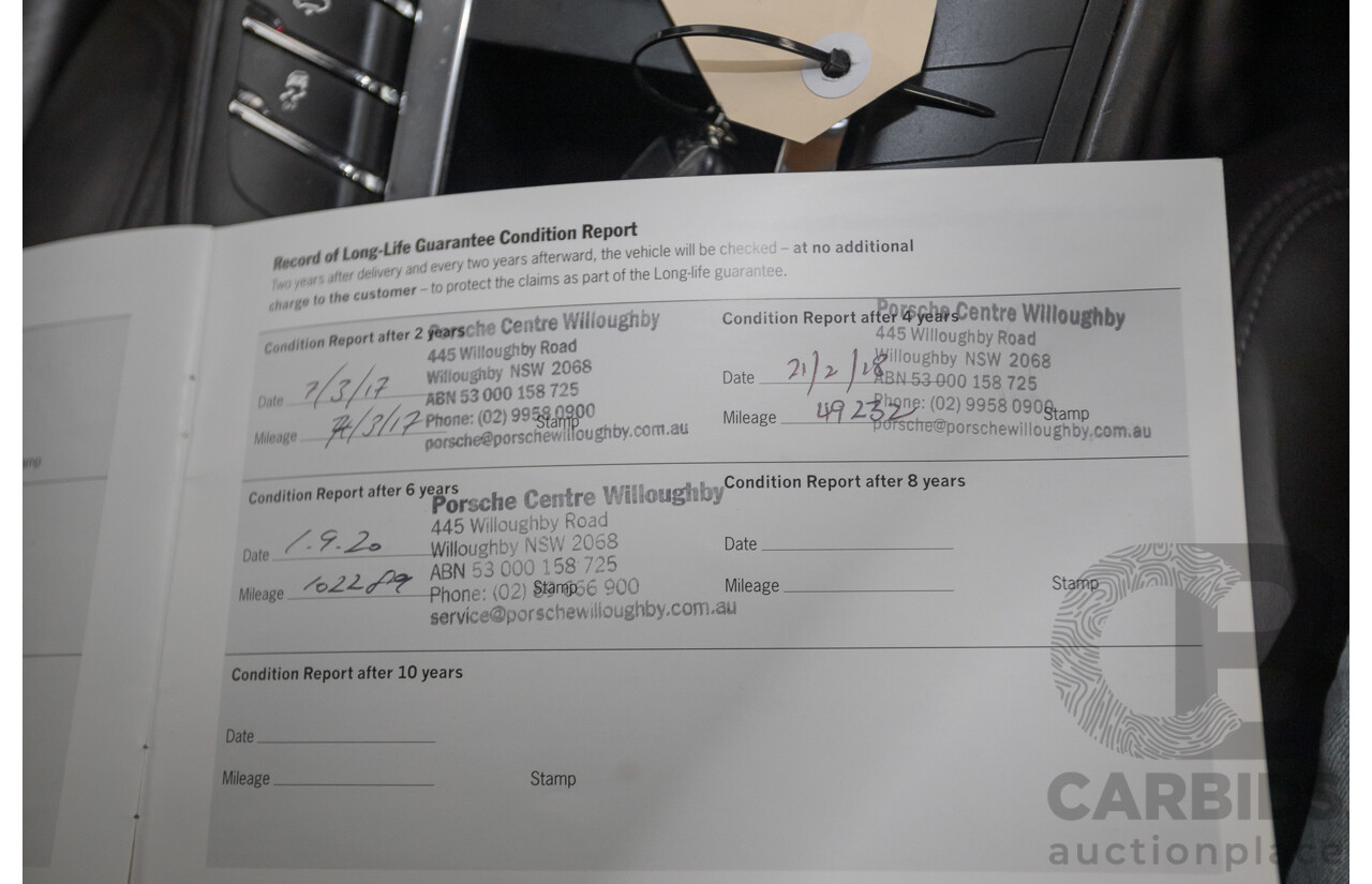 8/2014 Porsche Macan Turbo (AWD) 95B 4d Wagon Agate Grey Metallic Twin Turbo V6 3.6L
