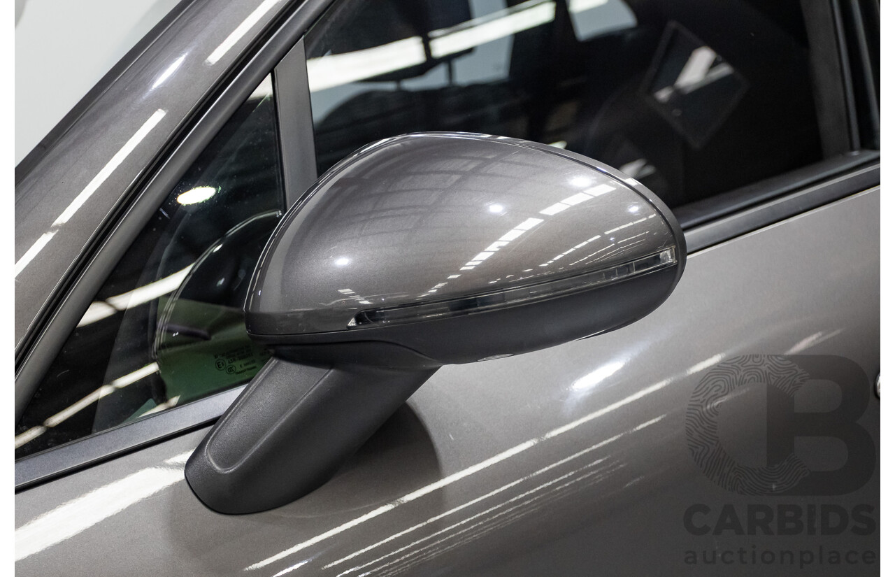 8/2014 Porsche Macan Turbo (AWD) 95B 4d Wagon Agate Grey Metallic Twin Turbo V6 3.6L