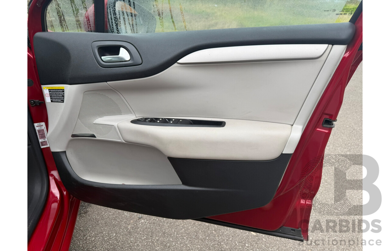 01/2012 Citroen C4 SEDUCTION e-HDi FWD B7 5D Hatchback Red Turbo Diesel 1.6L