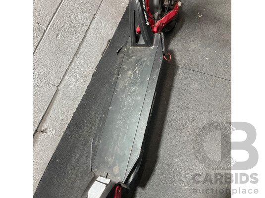 KAABO Mantis 10 Electric Scooter