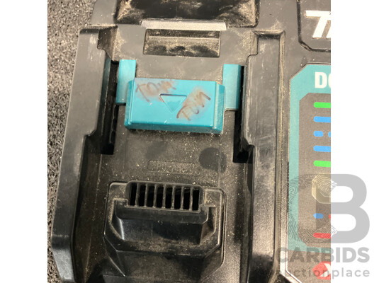 MAKITA DC40RA 40V Max XGT Battery Charger