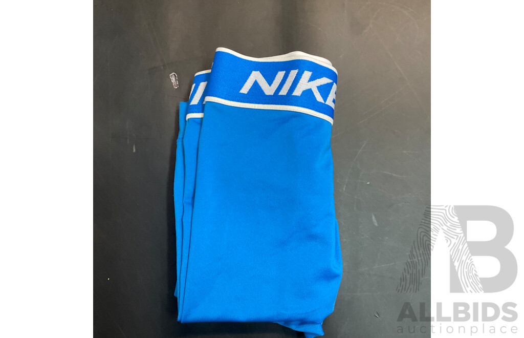 TOMMY HILFIGER Black Polo Shirt, TOMMMY HILFIGER Brooklyn Shorts Navy, NIKE Pro Dri-fit Blue - Lot of 3