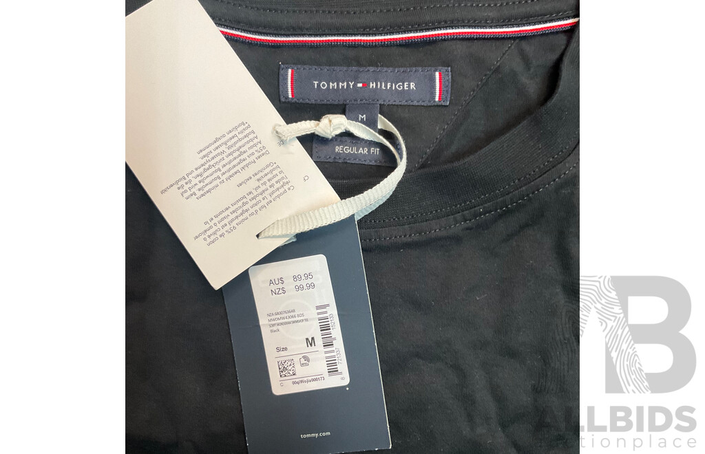 TOMMY HILFIGER T-shirt, TOMMY HILFIGER T-shirt, NIKE Pro Dri-fit Boxer, RALPH LAUREN Shorts Green - Lot of 4