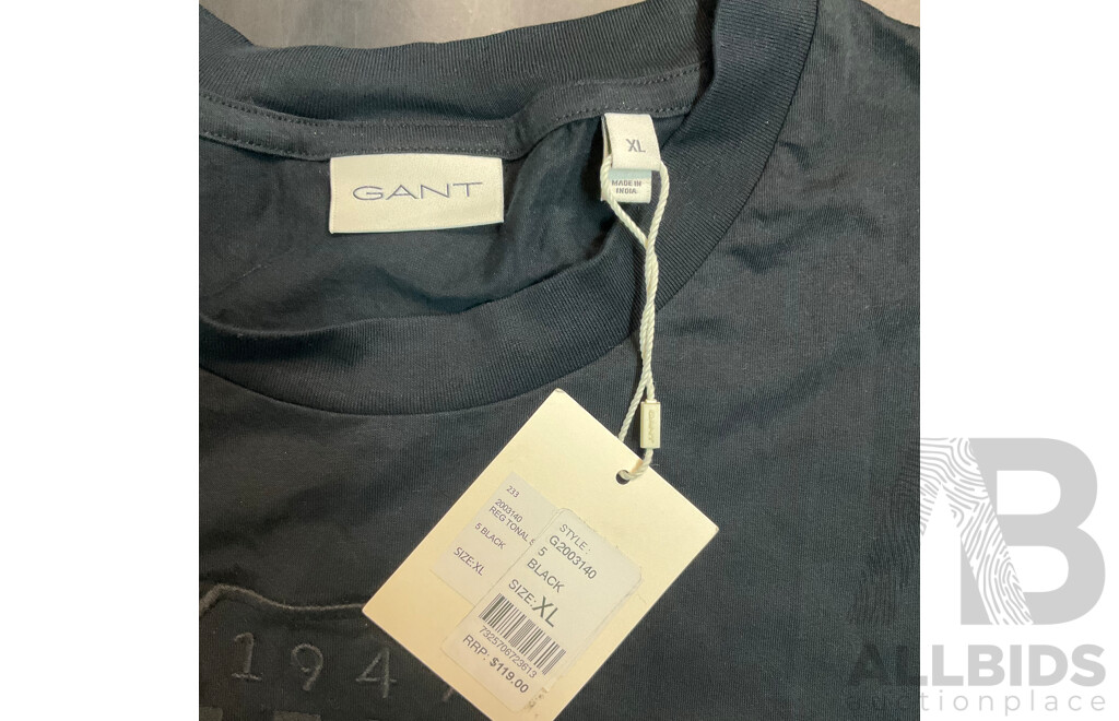 GANT T-shirt Black, GANT Hoodie White, LACOSTE Zip Up Hoodie - Lot of 3