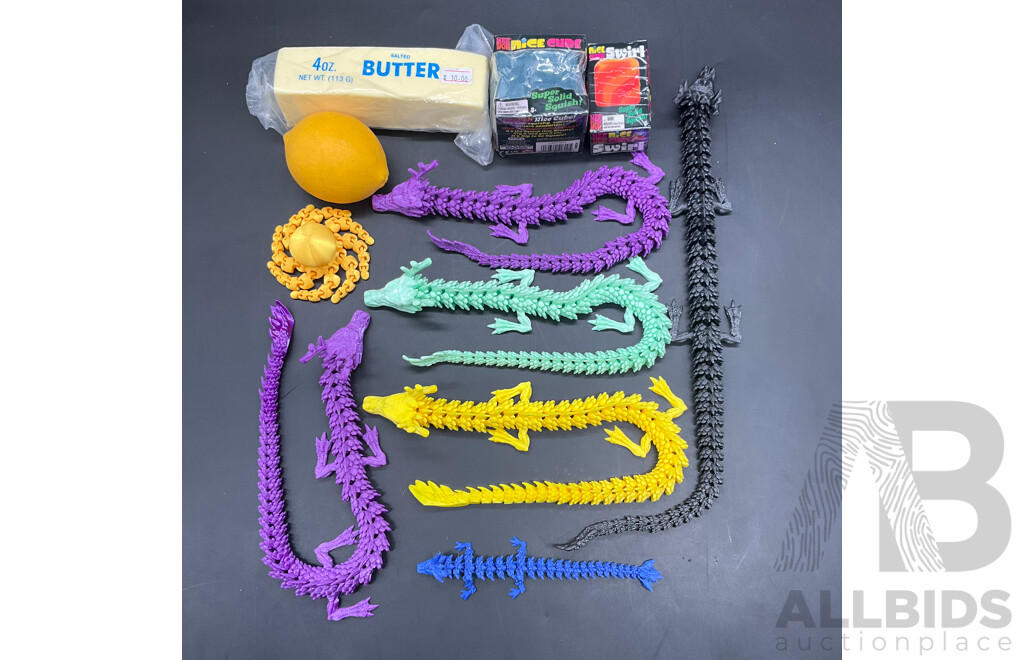 ASSORTED SQUISHYS and FIDGETS