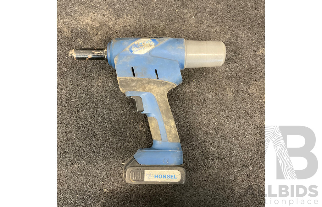 HONSEL RIVDOM Rivet Gun
