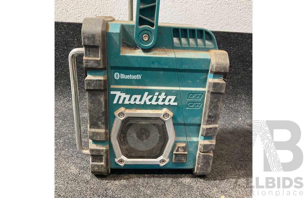 MAKITA Bluetooth Jobsite Radio ( Skin Only )