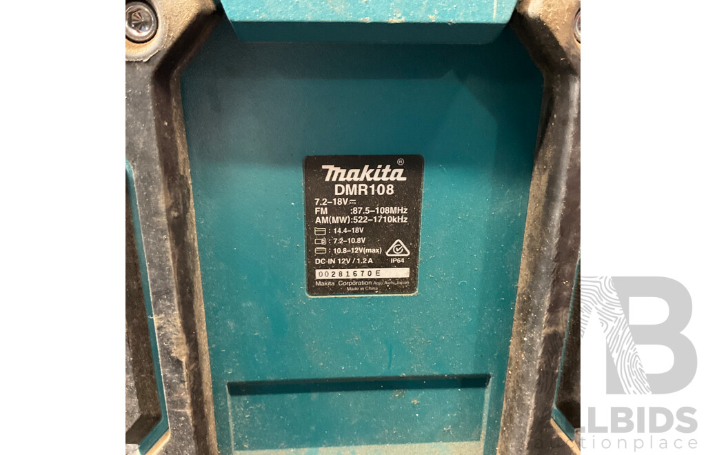 MAKITA Bluetooth Jobsite Radio ( Skin Only )