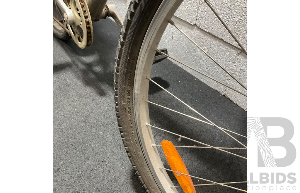 SCHWINN Sierra Comfort Bike