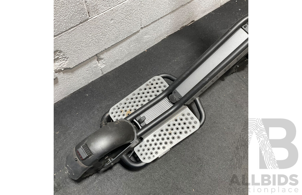 PURE Escape Electric Scooter