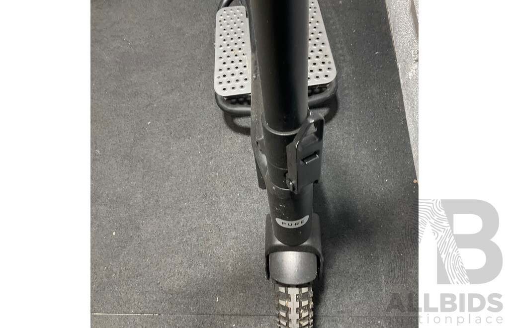 PURE Escape Electric Scooter