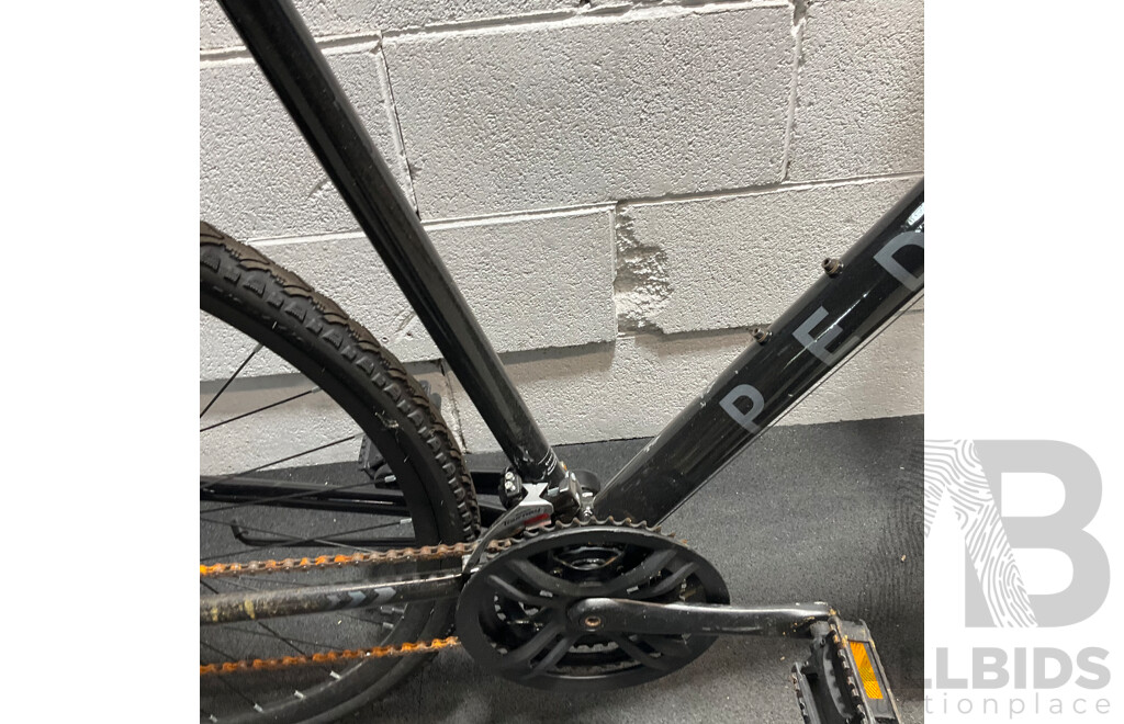 PEDAL Flyer Hybrid Bike