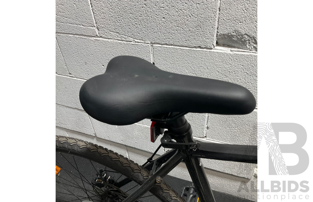 PEDAL Flyer Hybrid Bike