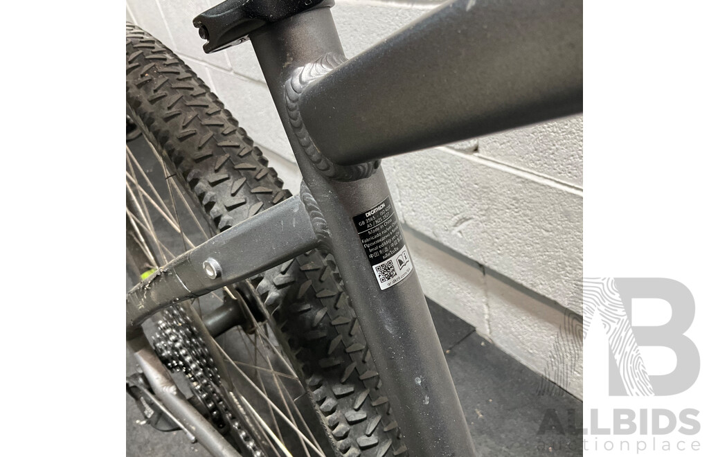 DECATHLON Rockrider Mountain Bike
