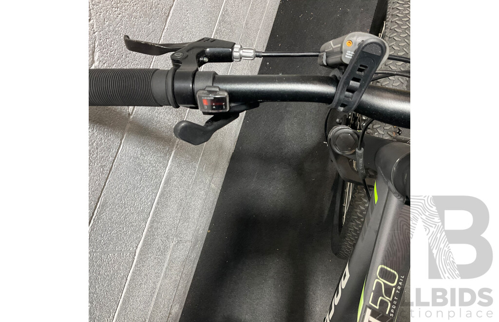 DECATHLON Rockrider Mountain Bike
