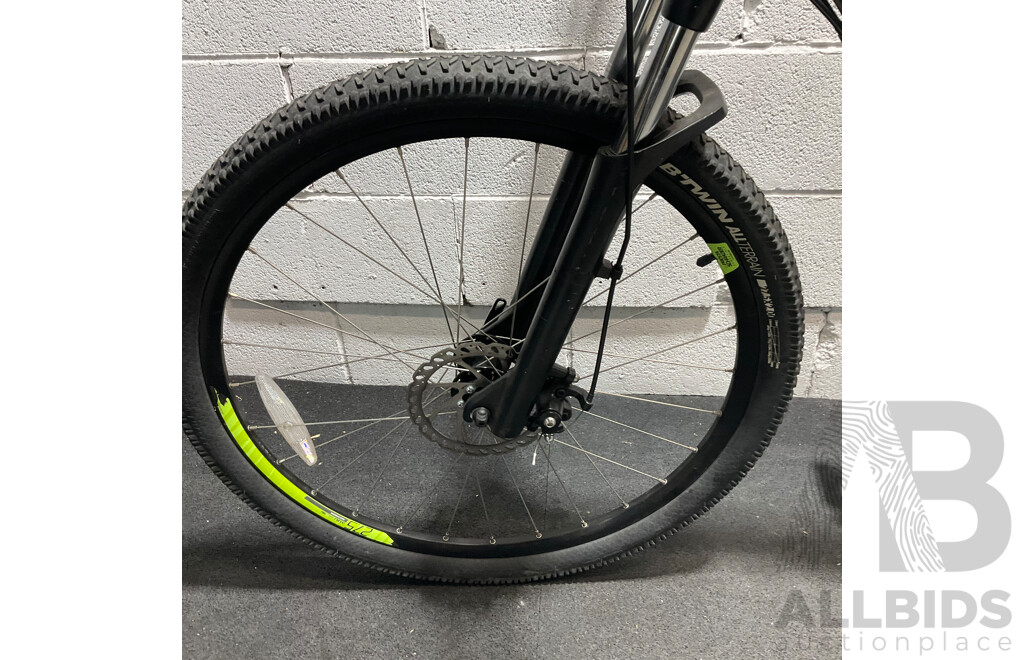 DECATHLON Rockrider Mountain Bike