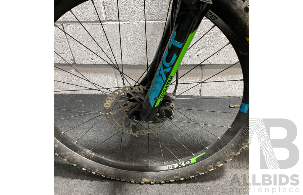 GIANT ATX 1 Mountain Bike