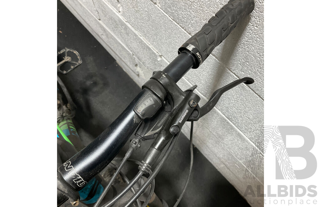 GIANT ATX 1 Mountain Bike