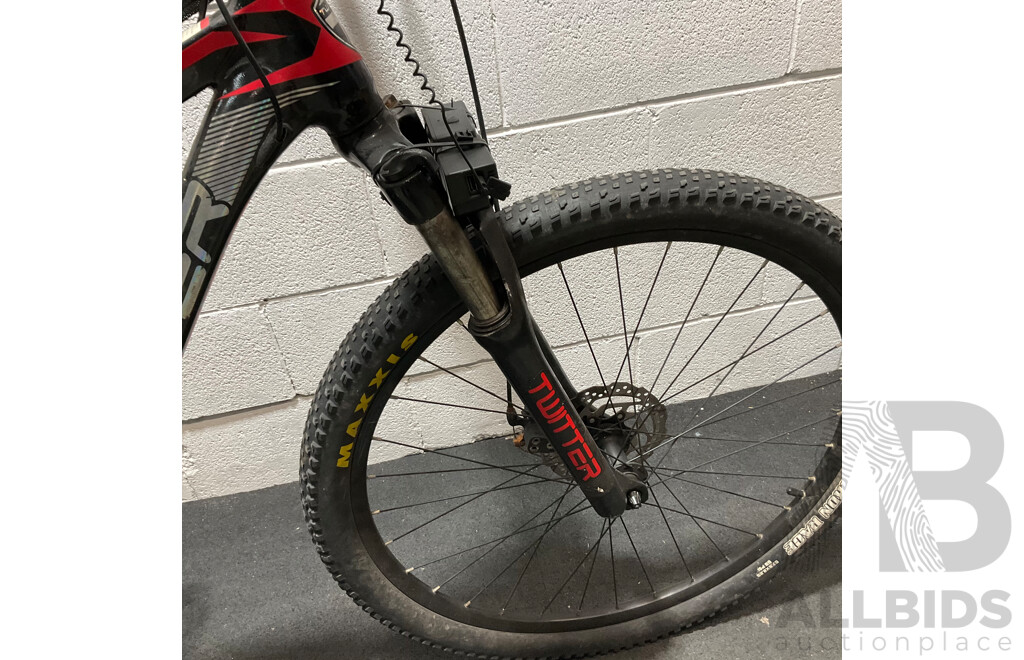 TEITTER Mountain Bike Modifide to Electric