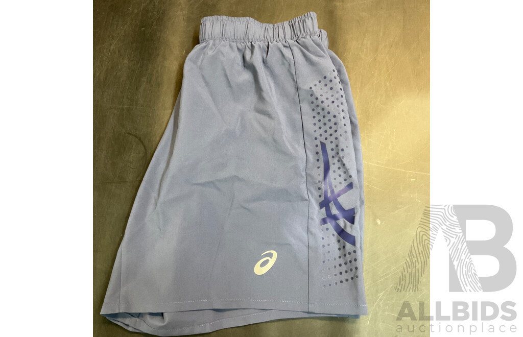 ASSORTED CLOTHING , TOMMY HILFIGER , ASICS , MACPAC , LOT of 3