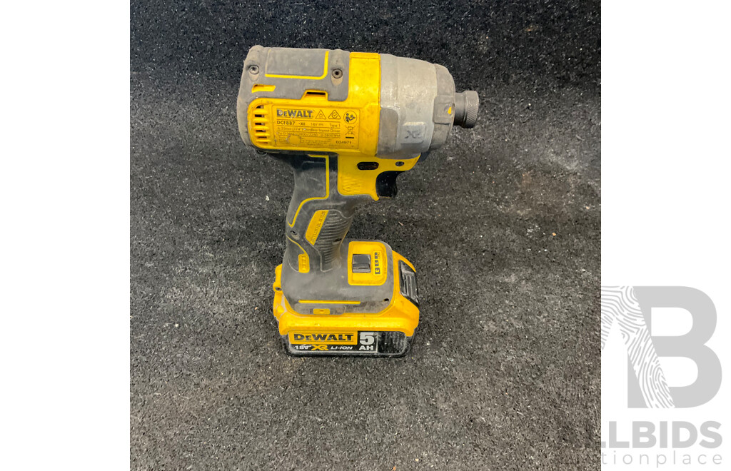DEWALT DCF887 18V Brushless Impact Driver with 18V 5Ah Battery Lot of 2