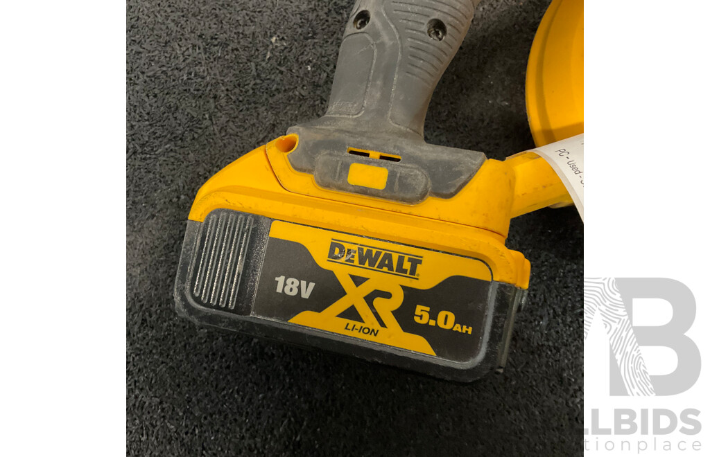 DEWALT DCV100-XE Cordless Compact Blower with 18V 5Ah Battery Lot of 2