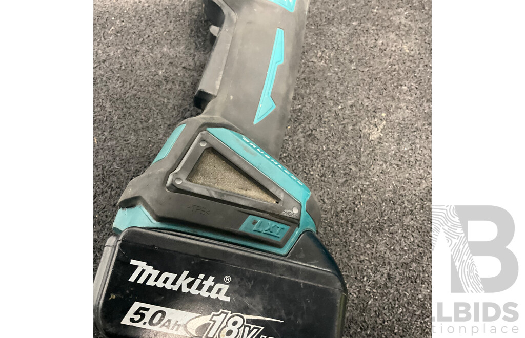 MAKITA DGA508 18V Angle Grinder with 18v 5.0ah Battery