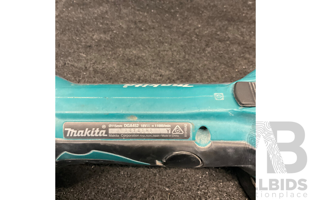 MAKITA DGA452 18V Angle Grinder with 18v 6.0ah Battery