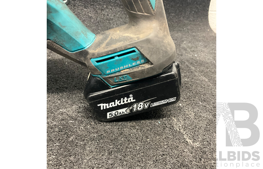 MAKITA DJR187 18V Cordless Brushless Reciprocating Saw with 18v 5.0ah Battery