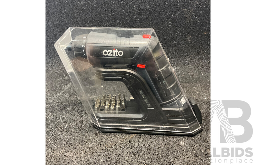 OZITO 3.6V Cordless ScrewDriver / Torch SDL-5000
