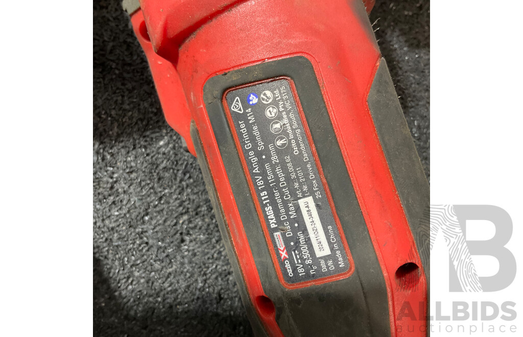 OZITO 18V Angle Grinder (PXAGS-115) - (x2) with 4.0Ah & 2.5Ah Battery - Lot of 4