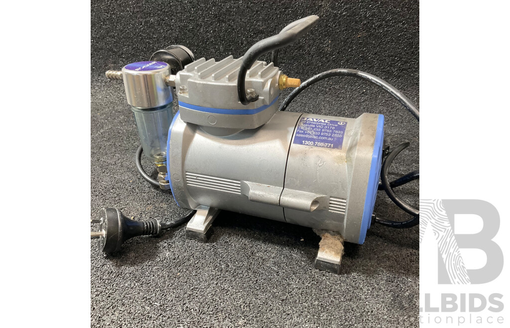 ROCKER 300 Oil Free Vacuum Pump