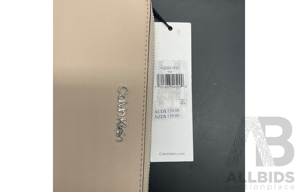 CALVIN KLEIN L Wallet, CYGNETT Power Bank, Umbrella - Lot of 3
