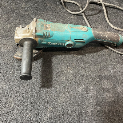 MAKITA Corded Angle Grinder